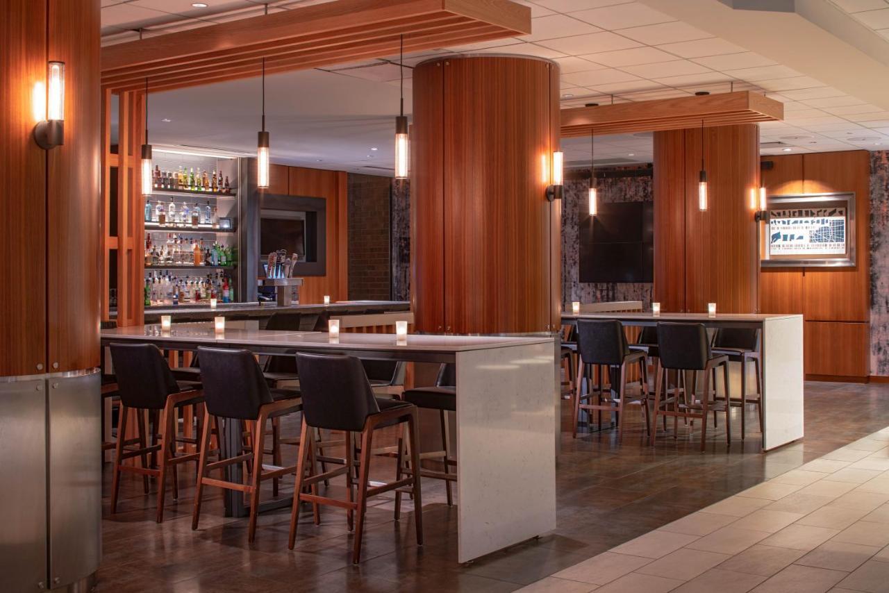 Hyatt Regency Indianapolis At State Capitol Ξενοδοχείο Εξωτερικό φωτογραφία