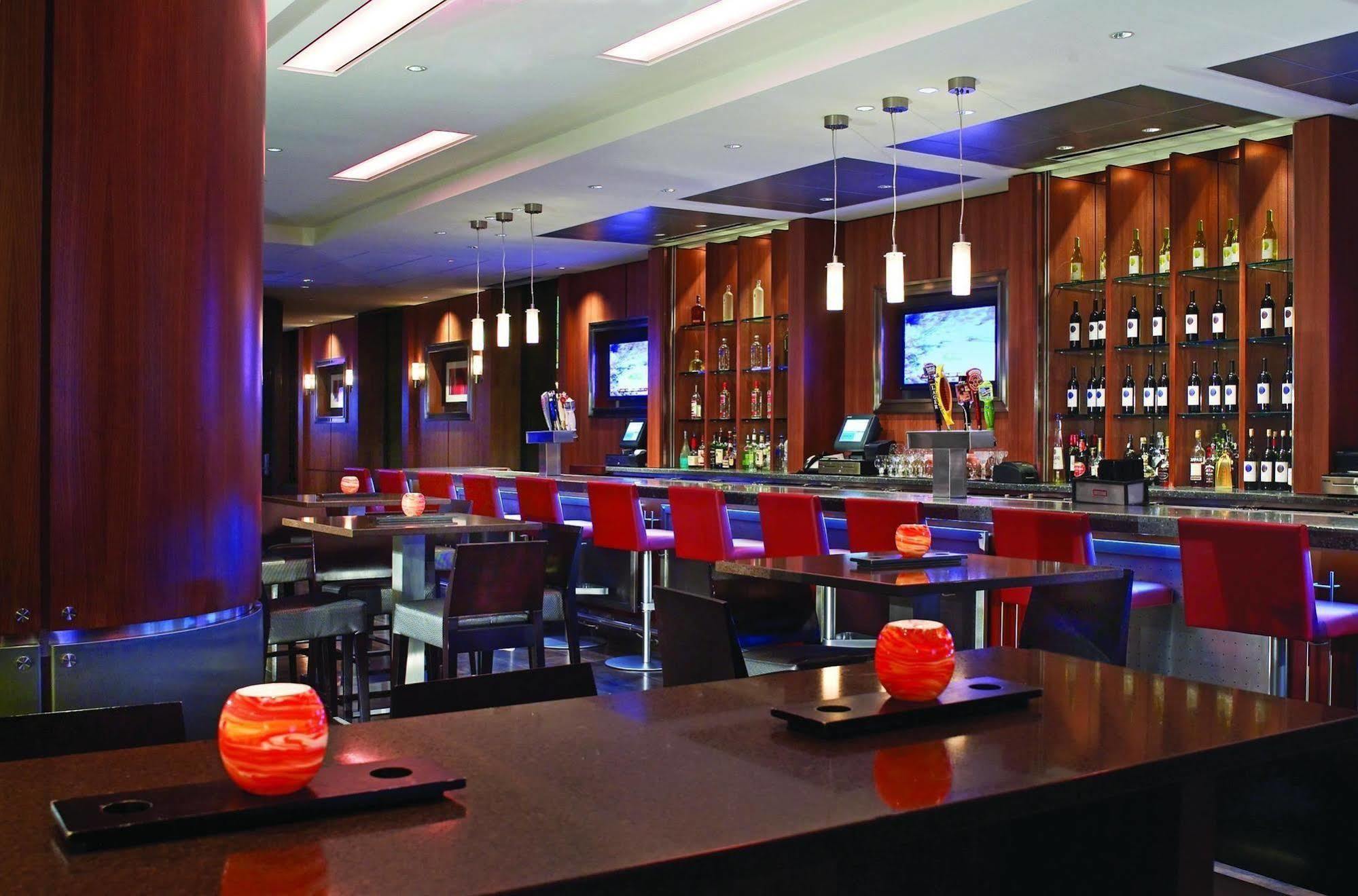 Hyatt Regency Indianapolis At State Capitol Ξενοδοχείο Εξωτερικό φωτογραφία